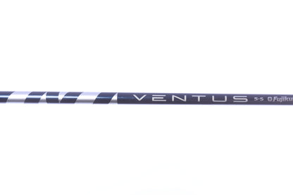 Used TaylorMade SIM2 MAX Driver - 9 Degrees - Stiff Flex Fujikura Ventus Blue - Right-Handed