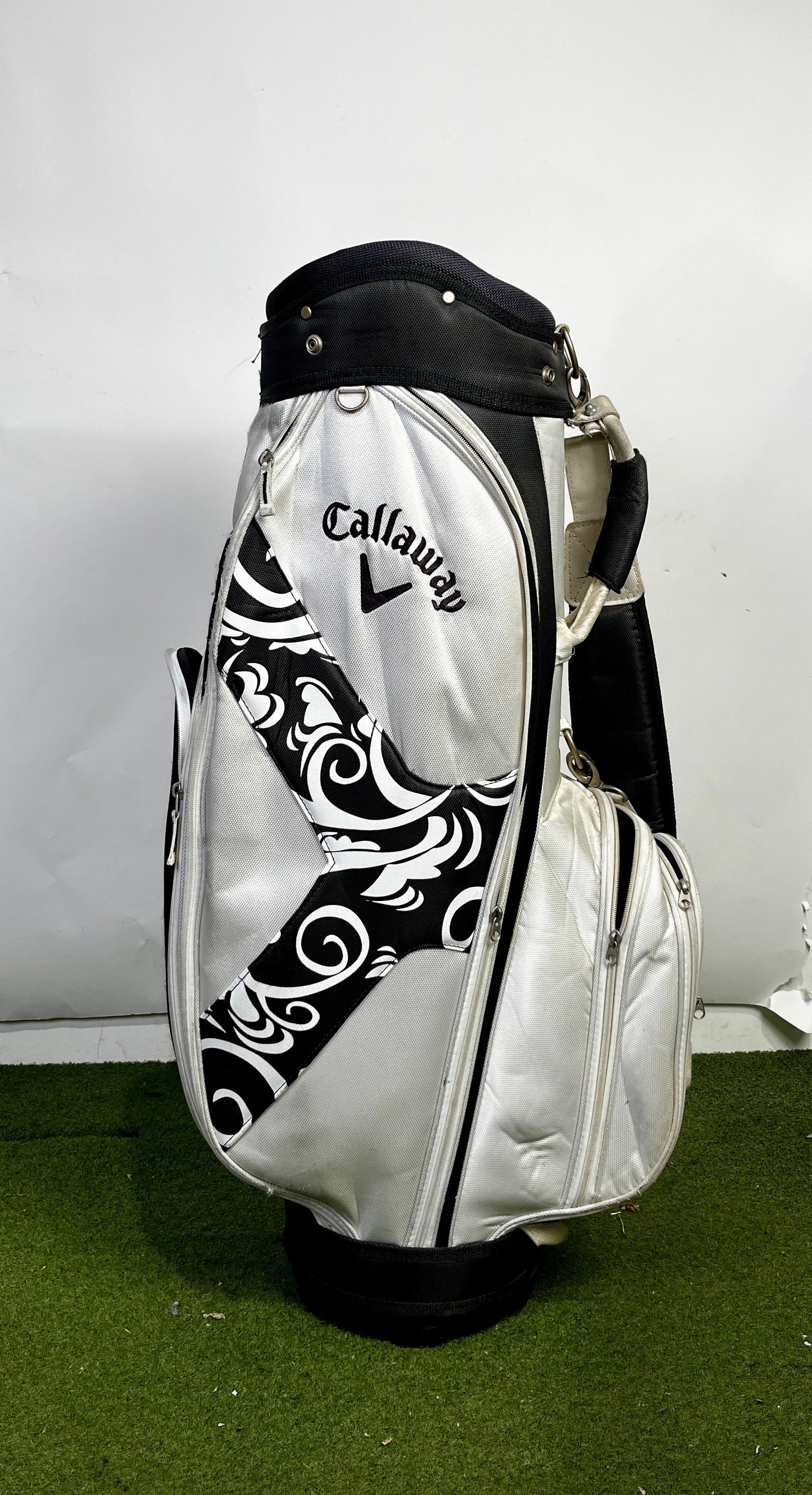 Callaway Solaire Staff Bag - 9 Dividers 5 Pockets- Black and White-Next Round