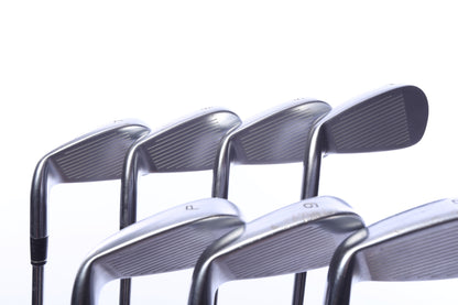 Used TaylorMade R9 Iron Set - Right-Handed - 4-PW - Stiff Flex