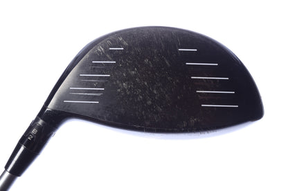Used Titleist 915 D2 Driver - 10.5 Degrees - Regular Flex Mitsubishi Diamana - Right-Handed