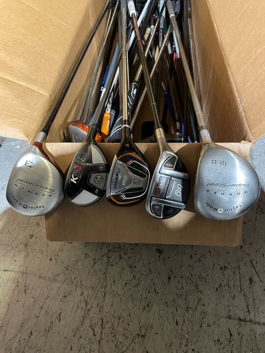 Wholesale Lot of 40 TaylorMade, Maxfli, Nickent, etc. Drivers, FW woods, Hybrids-Next Round