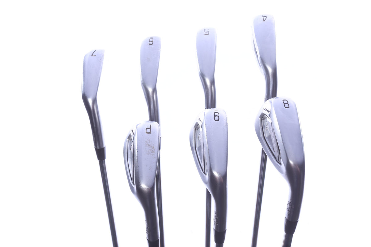 Used Mizuno JPX 925 Hot Metal Pro Iron Set - Right-Handed - 4-PW - Stiff Flex