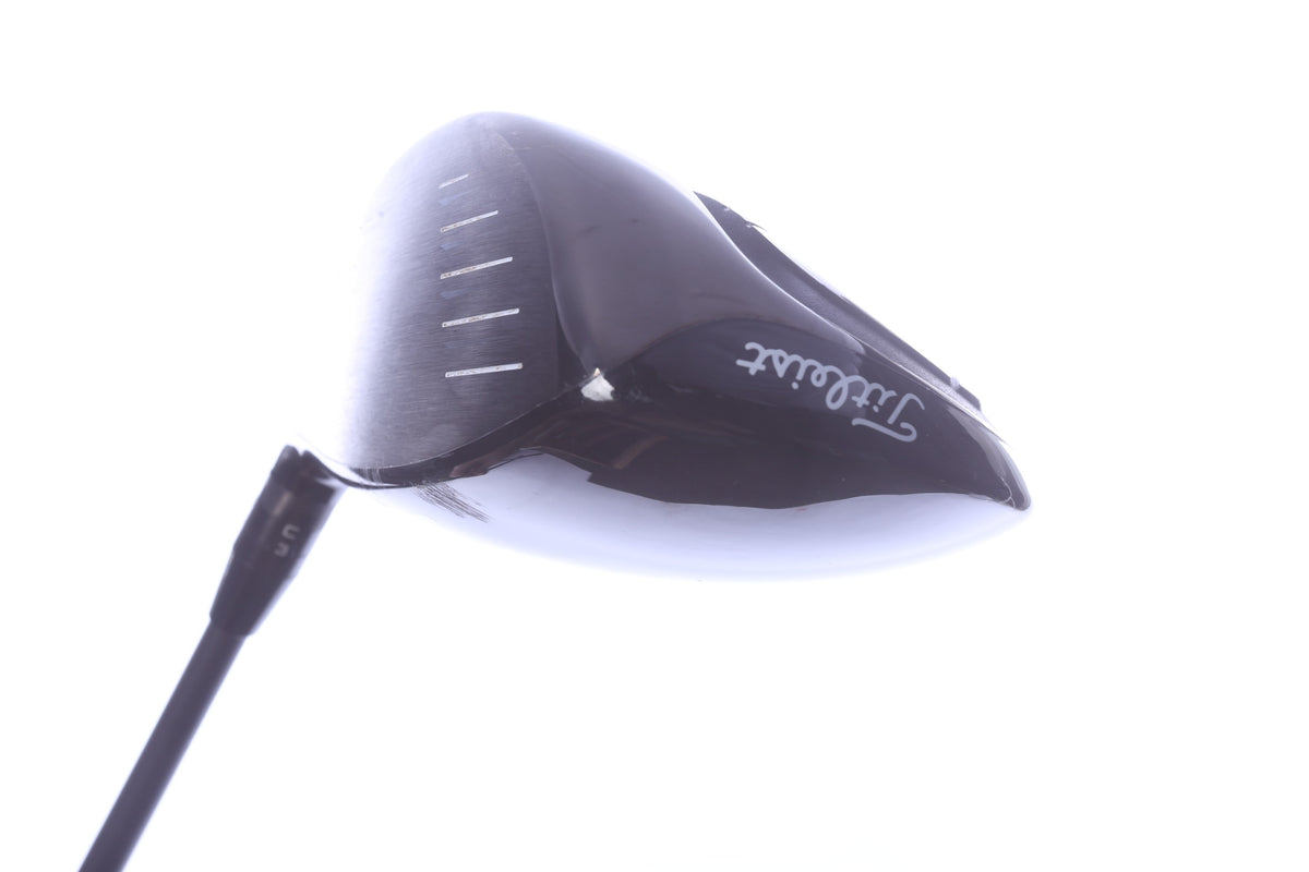 Used Titleist 915 D2 Driver - 9.5 Degrees - Stiff Flex Mitsubishi Tensei 1K  - Right-Handed