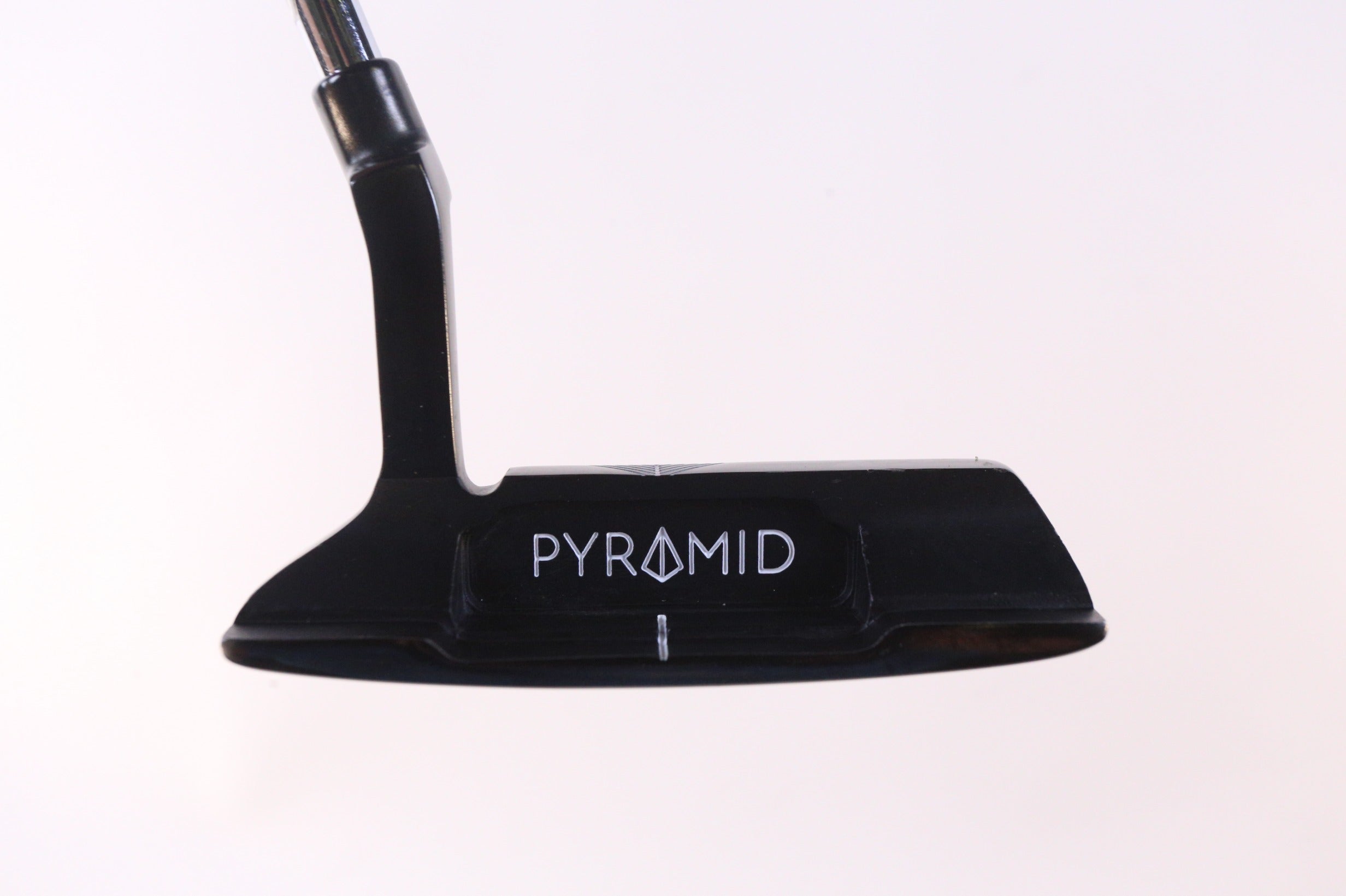 Pyramid selling putter