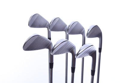 Used Mizuno JPX 925 Forged Iron Set - Left-Handed - 4-PW - Extra Stiff Flex