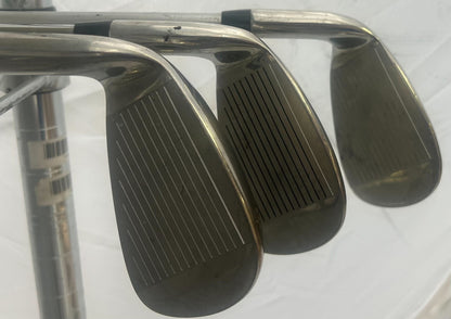 Wholesale Lot of 40 Golf Clubs - ALL Right-handed - Tour Edge Irons and Wedges-Next Round