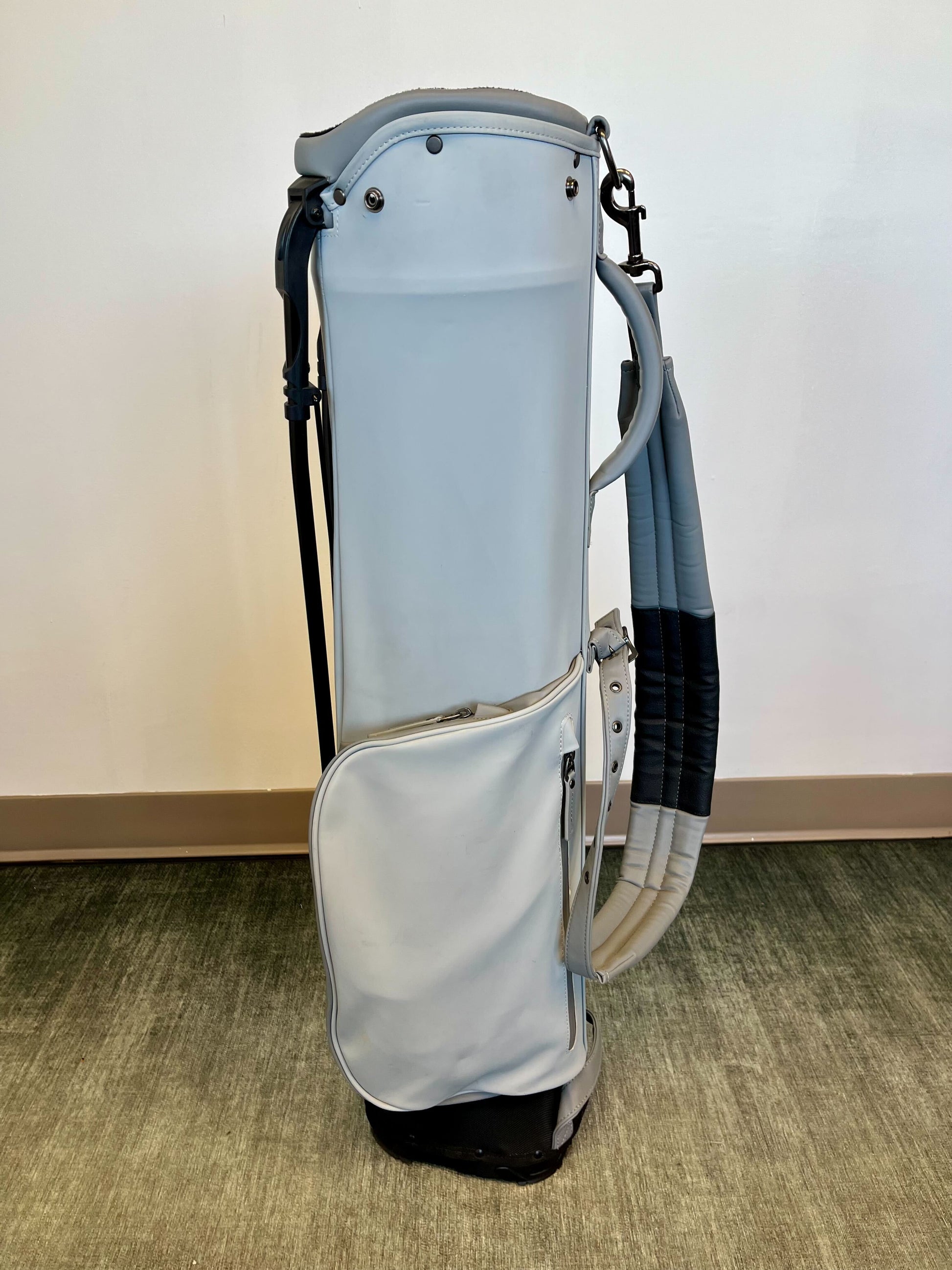 Stitch Lightweight John Deere Carry Golf Bag 2 Dividers/4 pockets with Strap-Next Round