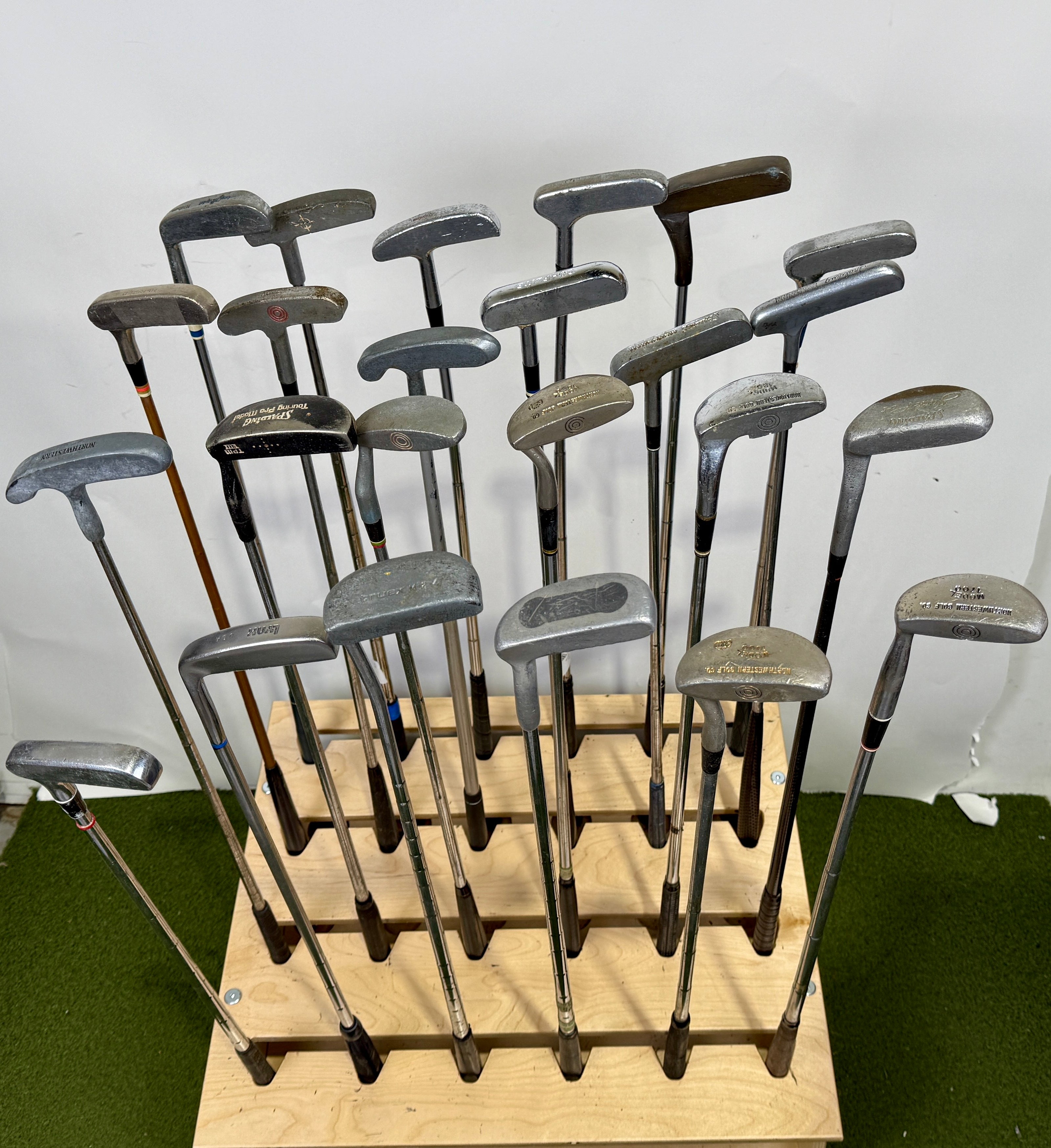 Wholesale Lot of 50 Golf Clubs - Putters Assorted Brands-Next Round