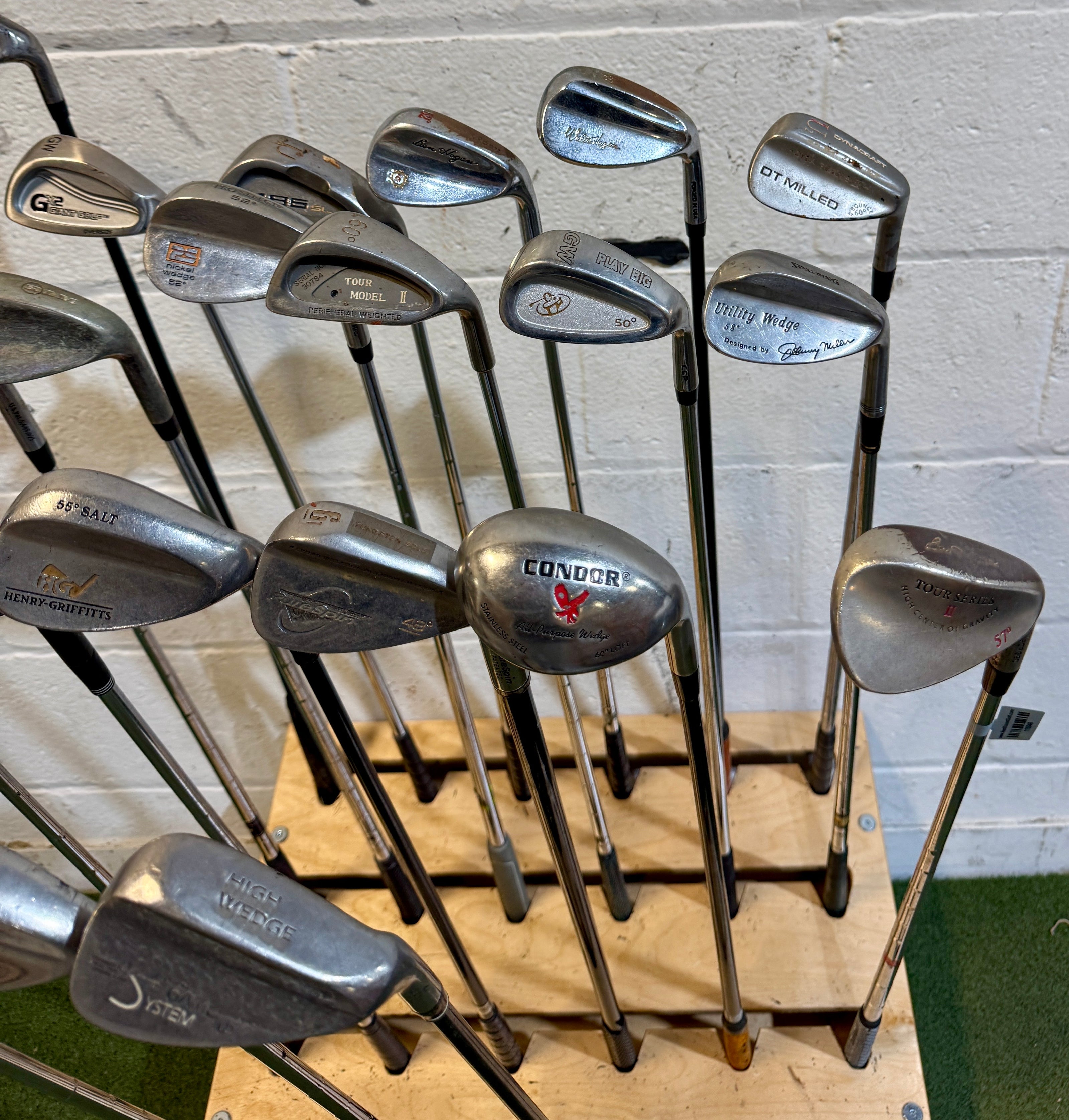 Wholesale Lot of 45 Golf Clubs - Assorted Wedges-Next Round