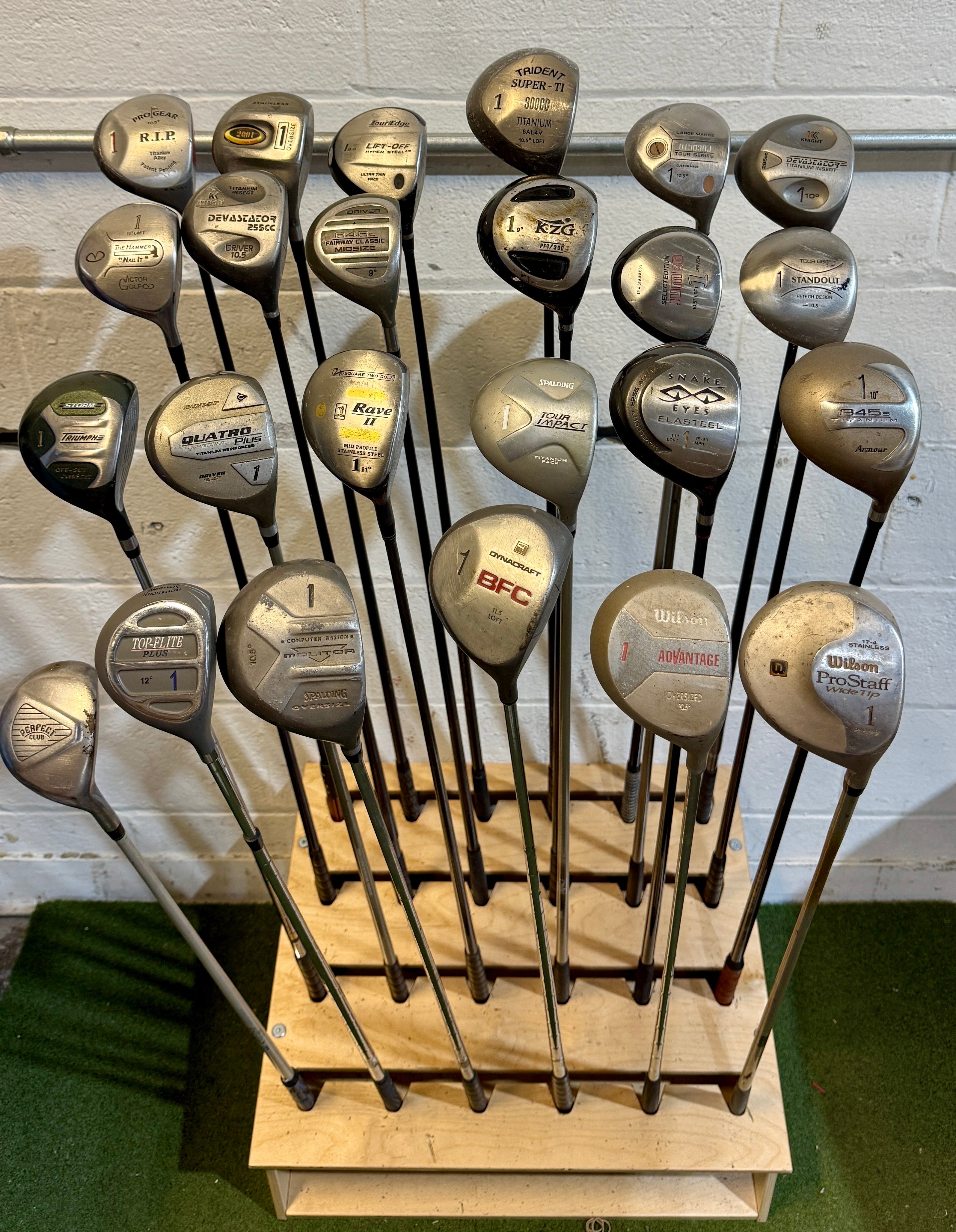 Wholesale Lot of 30 Golf Clubs - Assorted Drivers - Various Lofts/Lengths/Flexes