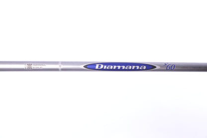 Used Titleist 915 D2 Driver - 10.5 Degrees - Regular Flex Mitsubishi Diamana  - Right-Handed