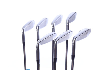 Used Mizuno JPX 900 Hot Metal Iron Set - Right-Handed - 4-PW - Regular Flex
