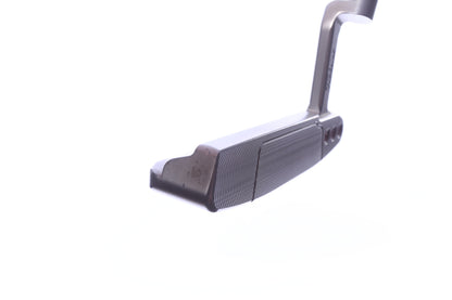 Used Titleist Scotty Cameron 2018 Select Newport Putter - Right-Handed - 34 in - Blade