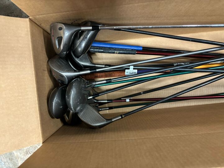 Wholesale Lot of 20 Titleist 975D, 975J and 975J-VS Drivers-Next Round