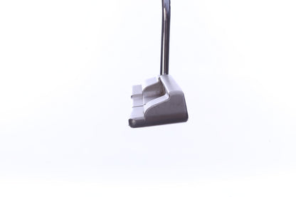 Used Titleist Scotty Cameron 2018 Select Squareback Putter - Right-Handed - 33 in - Blade-Next Round