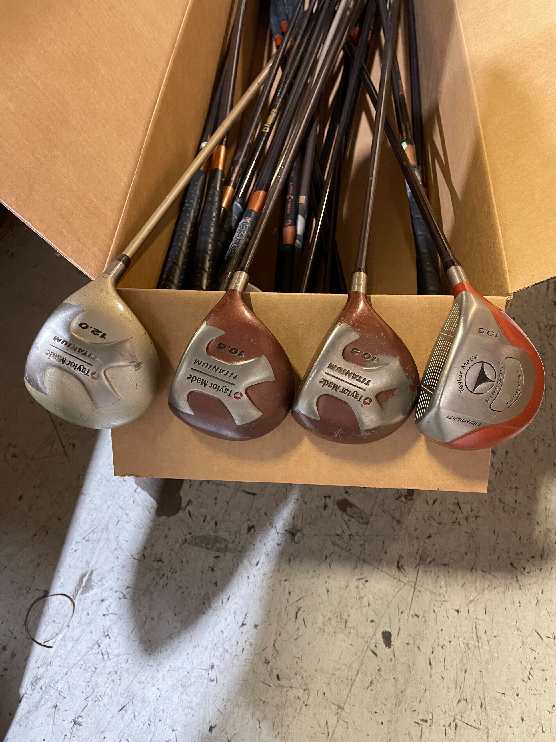 Wholesale Lot of 25 TaylorMade Firesole, Bubble, Titanium Drivers Bargain-Next Round