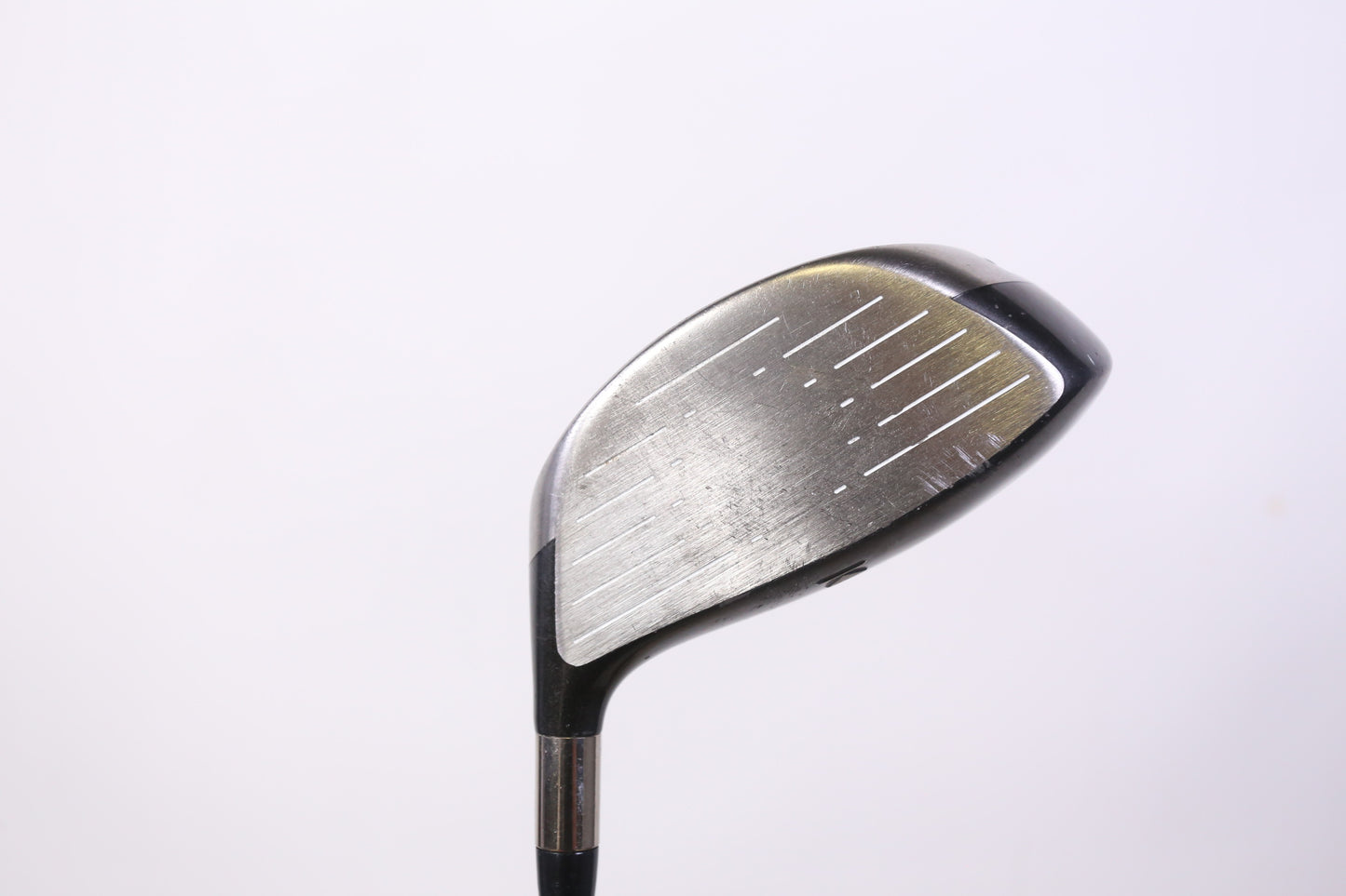 Used Titleist 905R Driver - Right-Handed - 9.5 Degrees - Stiff Flex